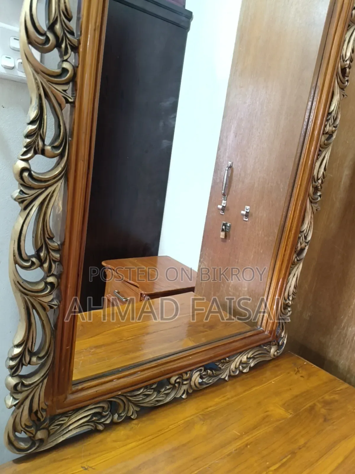 Dressing Table