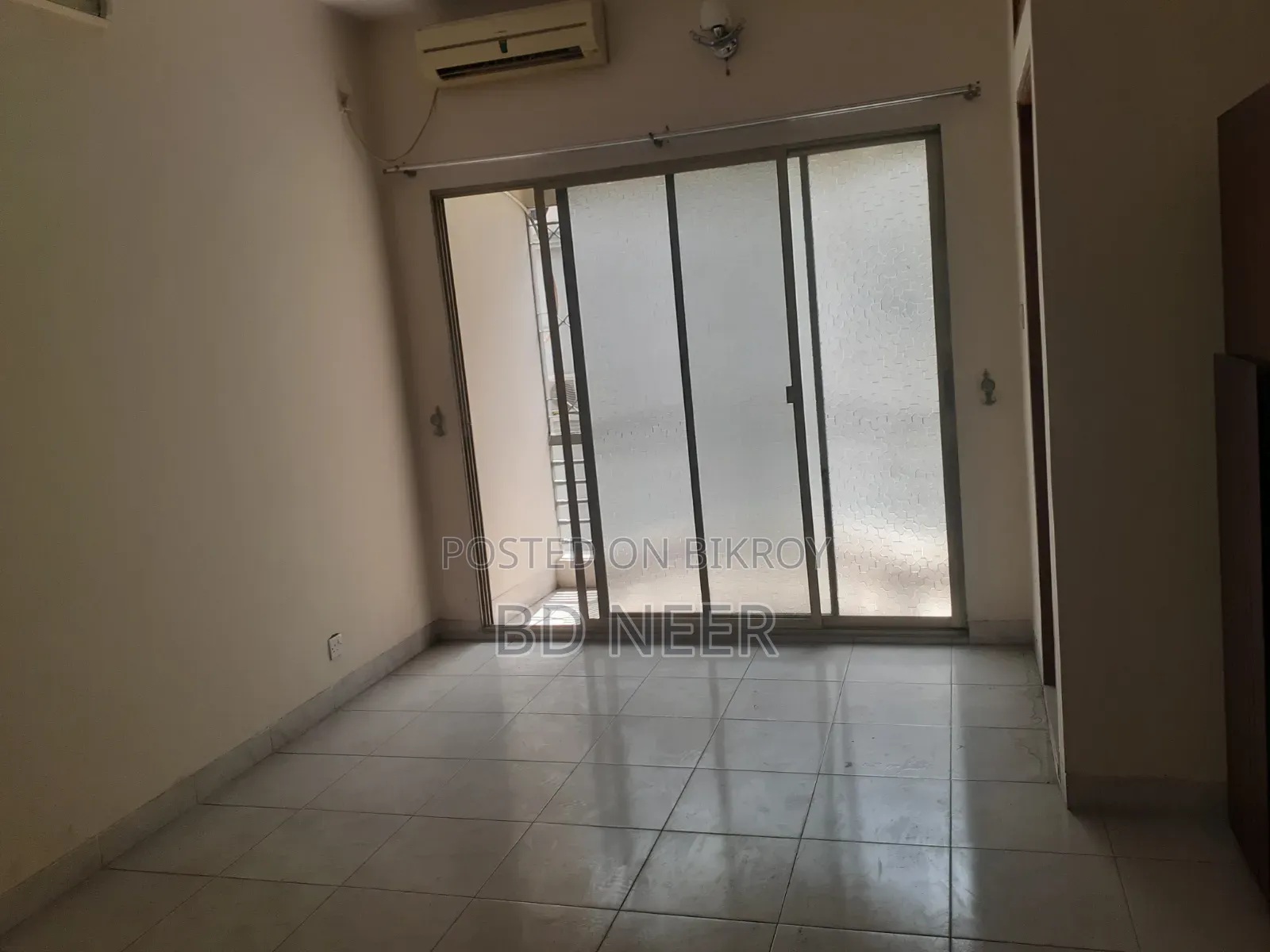 4-Bedroom Apartment in Gulshan for Rent
