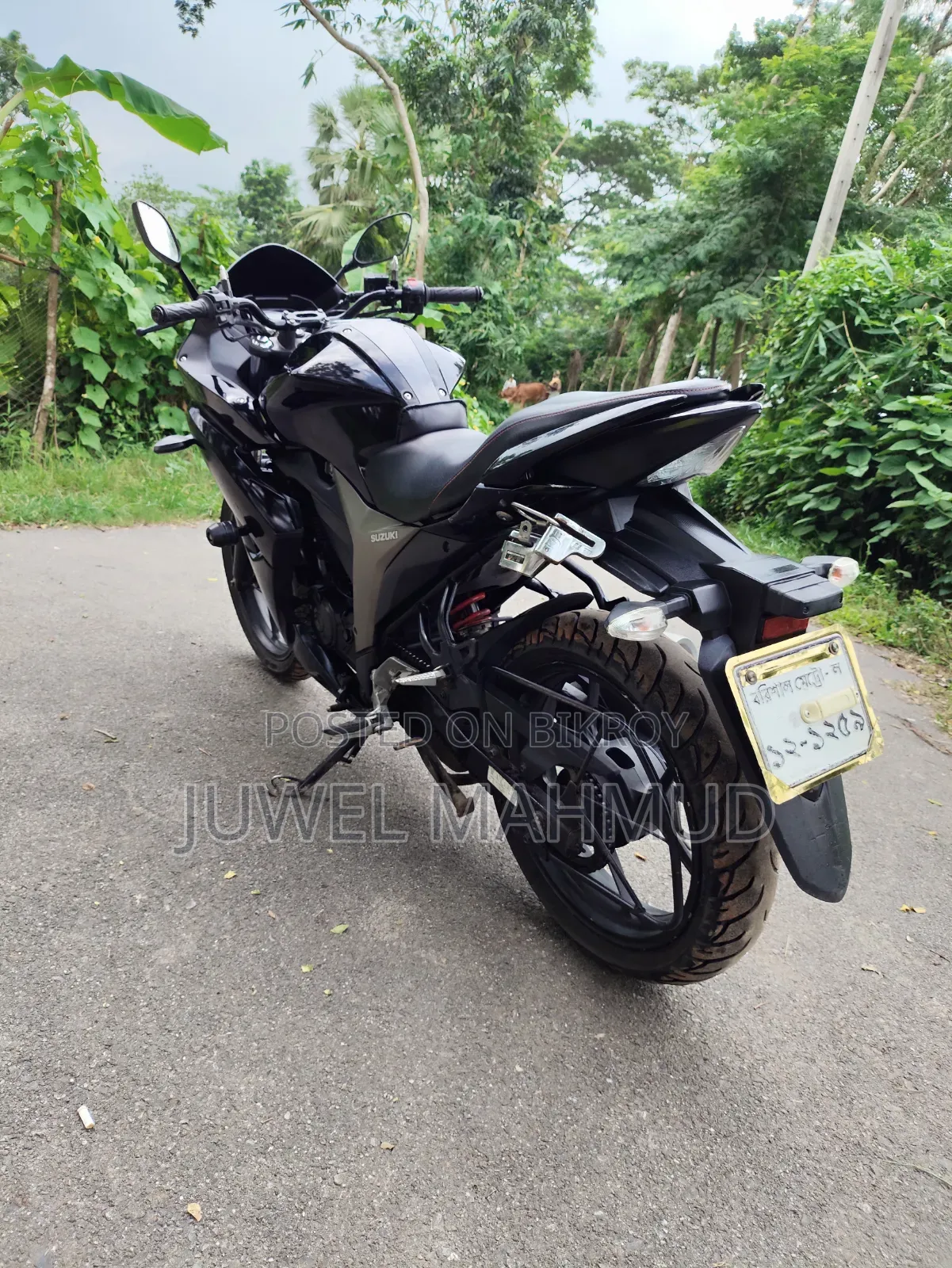 সুজুকি জিক্সার ২০২২ ব্ল্যাক