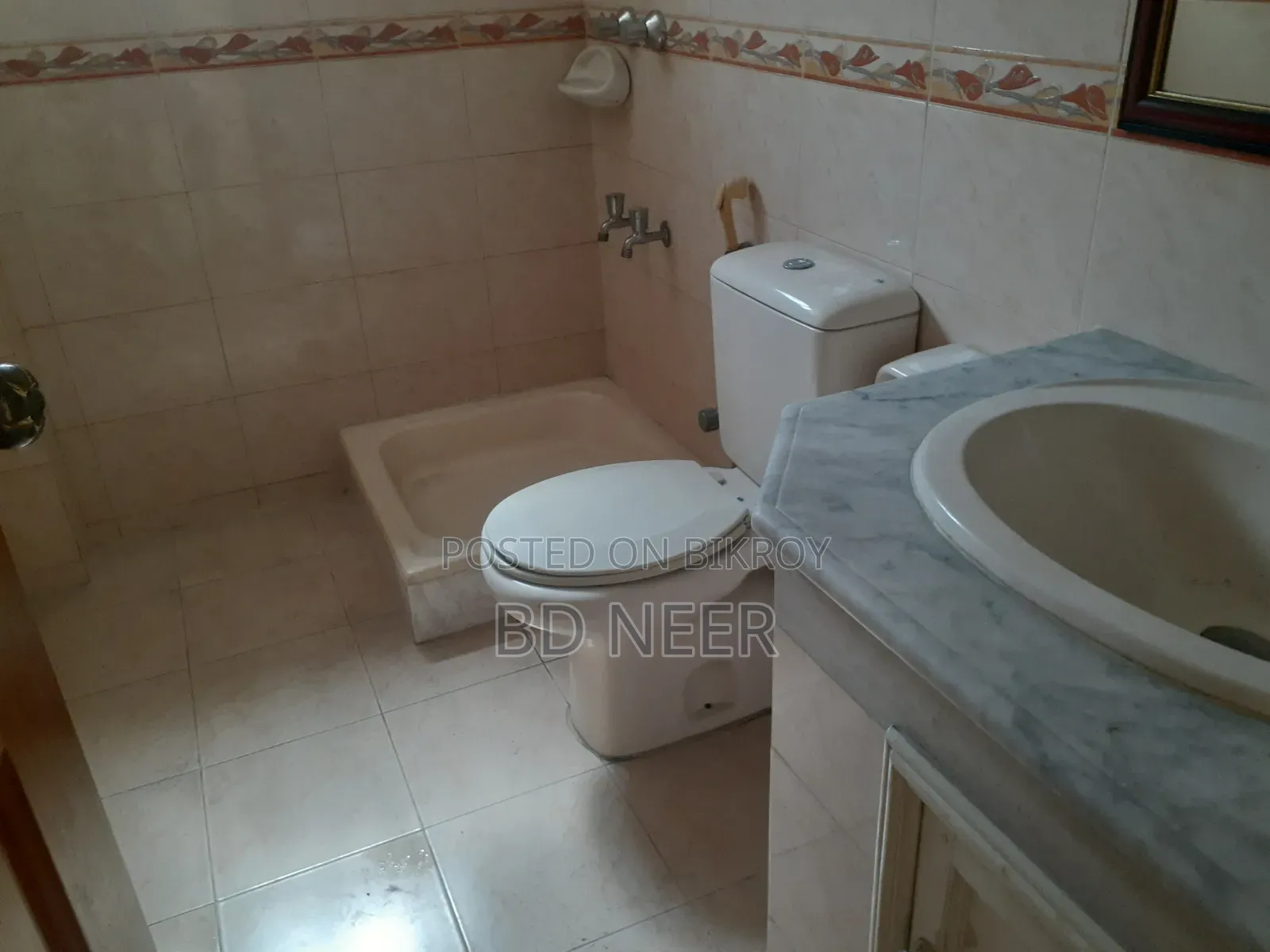 4-Bedroom Apartment in Gulshan for Rent