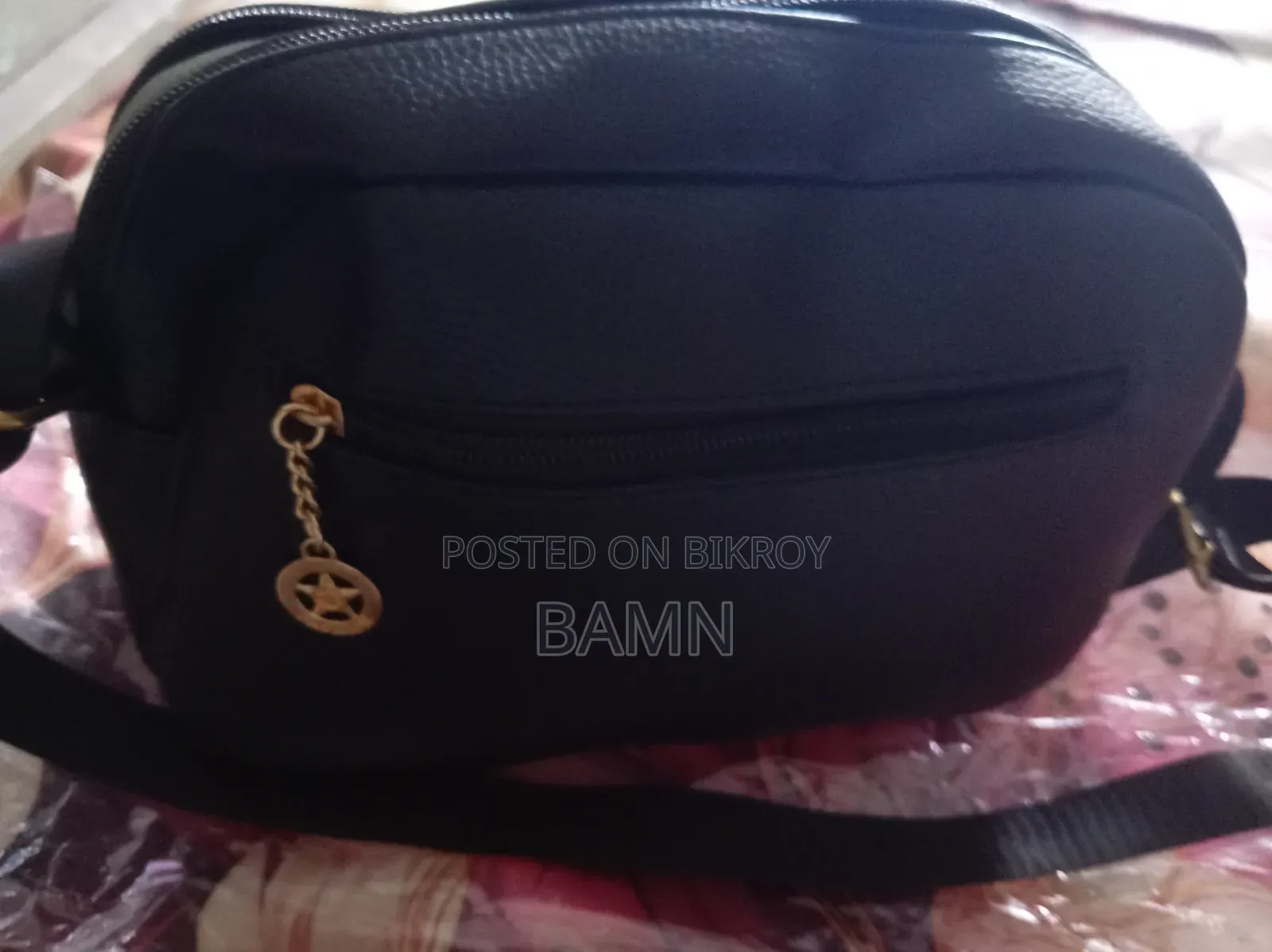 ব্যাগ বিক্রয় হবে