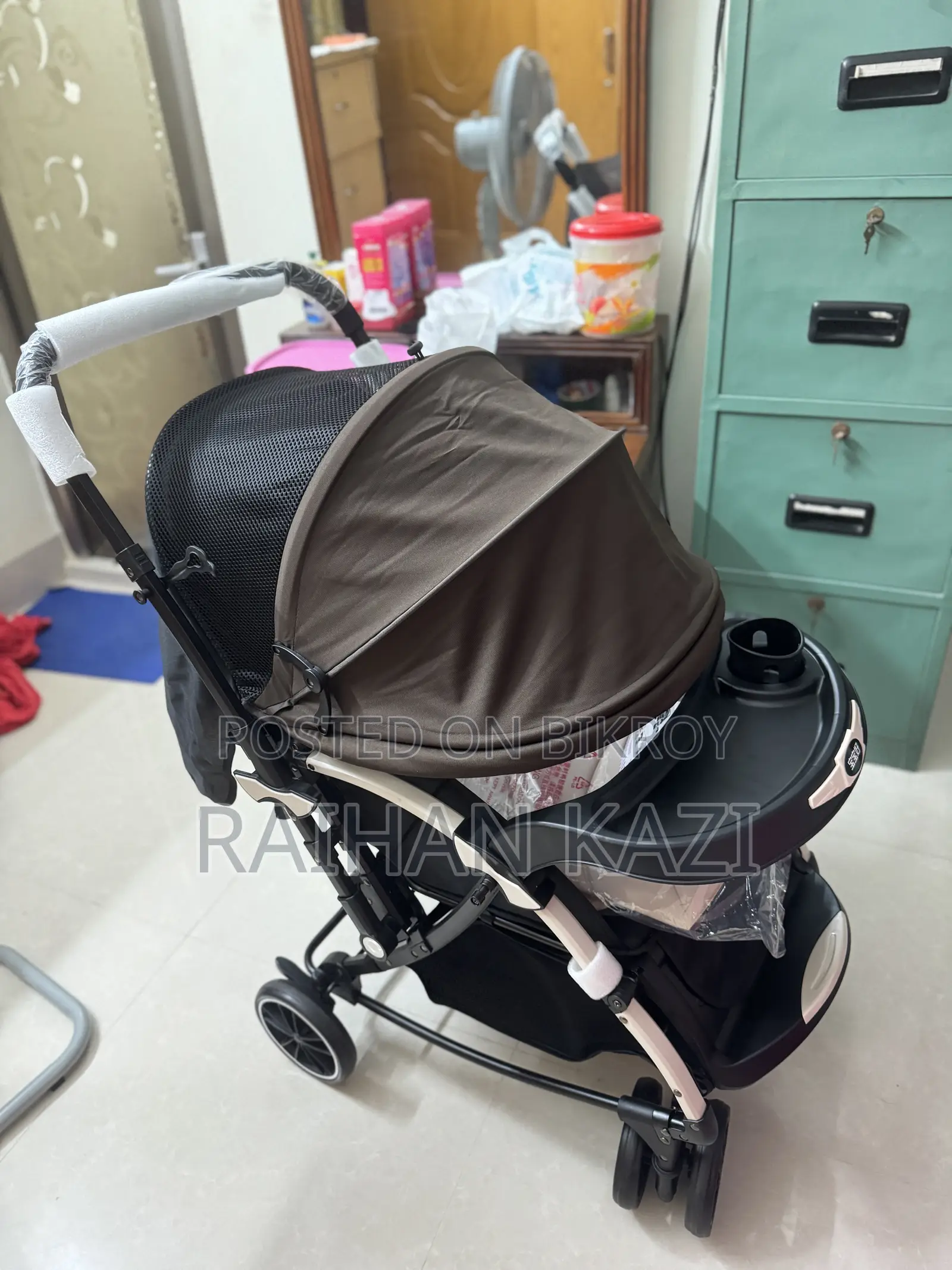 Baby Stroller (Almost New) – Lightweight Foldable