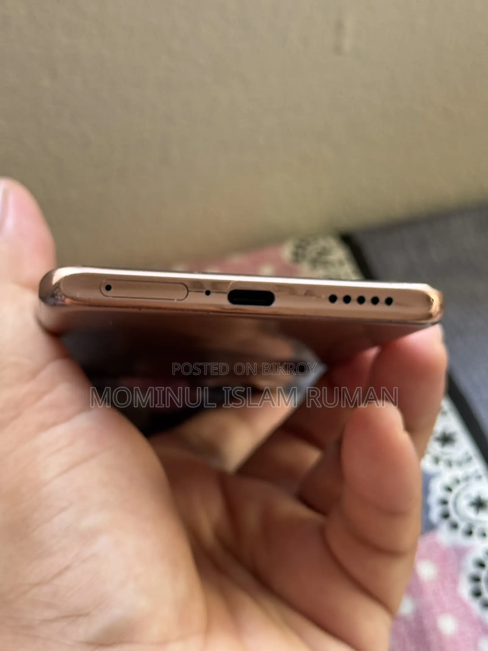 Vivo V40e 128 GB Bronze