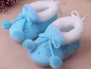 ফ্যাশনেবল বেবি শু