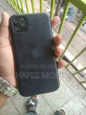 Apple iPhone XR 128 GB Red