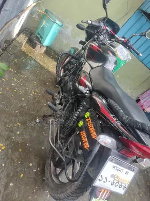 Bajaj Discover 135 2010 Black