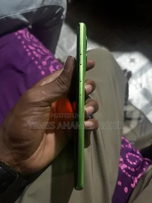 মোটোলোরা এজ ৫০ ফিউশন ১২৮ জিবি সবুজ
