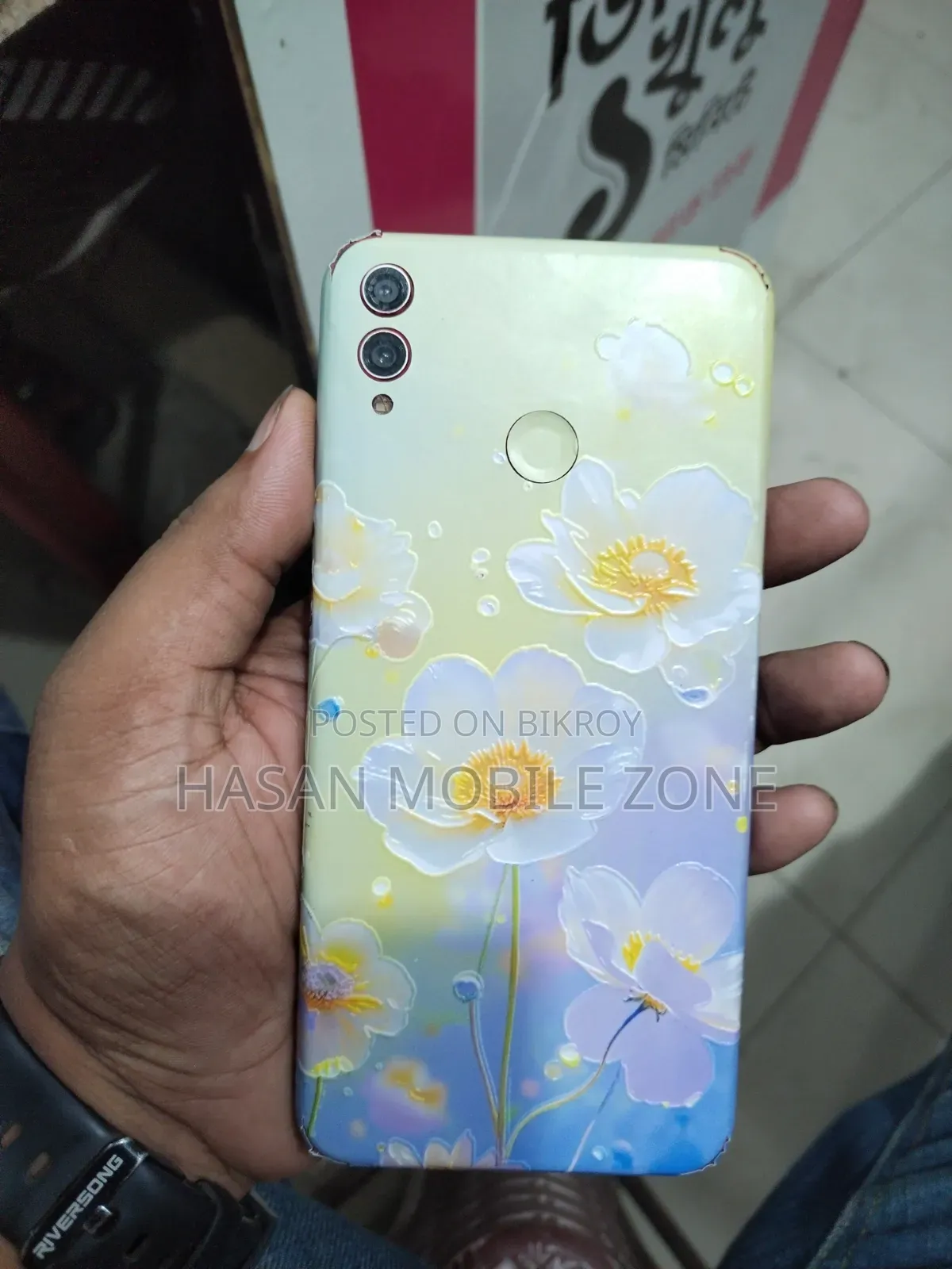 অনার ৮এক্স ১২৮ জিবি রেড