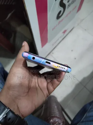 অনার ৮এক্স ১২৮ জিবি রেড