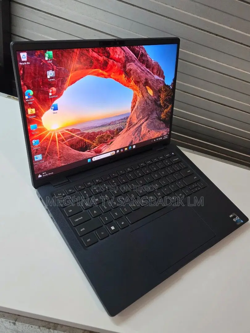 Laptop Dell 3GB Intel SSD 256GB