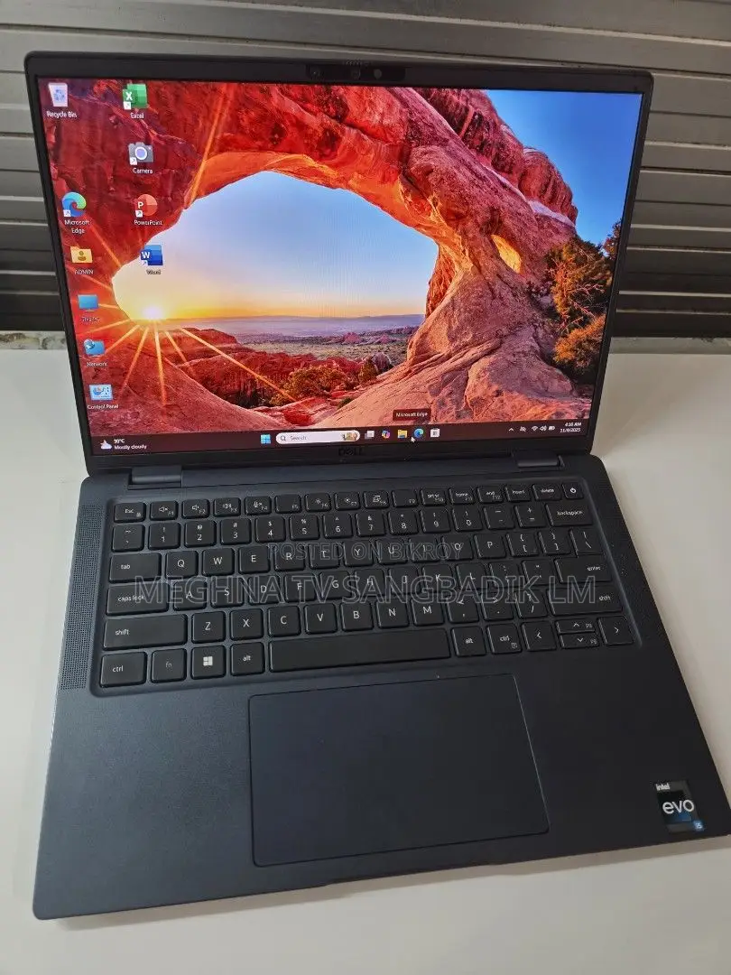 Laptop Dell 3GB Intel SSD 256GB