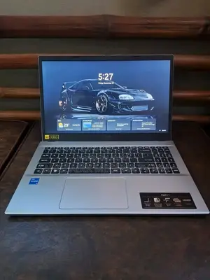 Laptop Acer 4GB Intel SSD 500GB