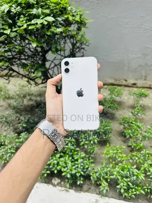 Apple iPhone 11 64 GB White