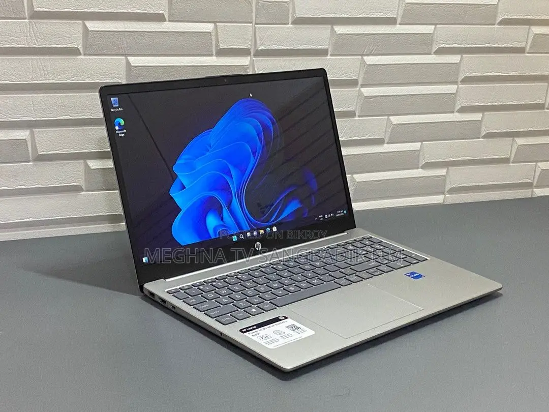 Laptop HP 4GB Intel SSD 500GB