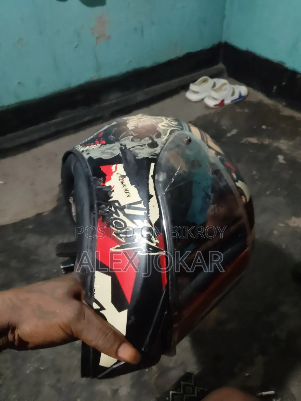 Helmet Sell