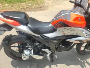 সুজুকি জিক্সার ২০২৪ অরেঞ্জ