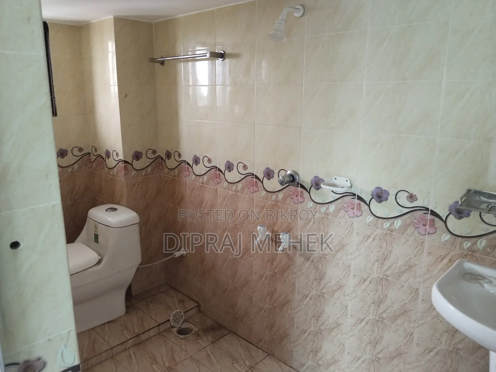 6-Bedroom House in Dipraj Villa, Jashore Sadar for Rent