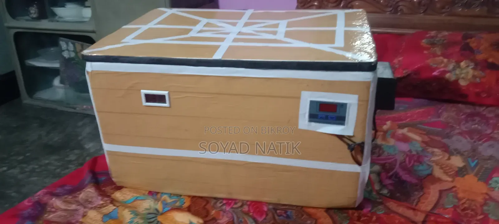 ইনকিউবেটর মেশিন (ডিম ফুটানো মেশিন)