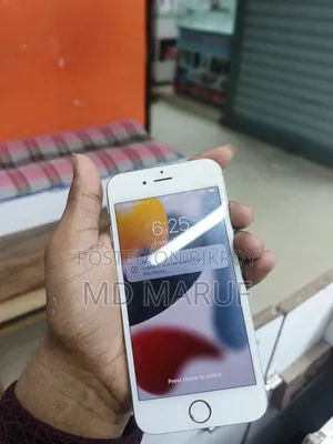 Apple iPhone 6s 64 GB Silver