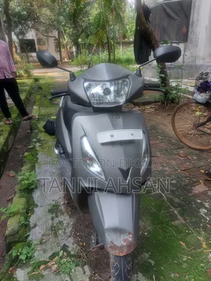 টিভিএস জুপিটার ২০১৮ গ্রে