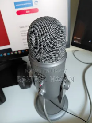 Blue Yeti Microphone (USB)