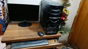 Desktop Computer 8GB Intel Core i5 HDD 512GB