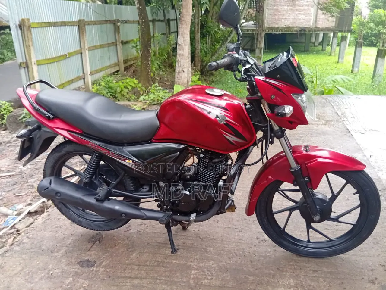 Suzuki 2017 Red