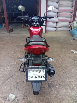 Suzuki 2017 Red