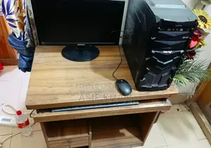 Desktop Computer 8GB Intel Core i5 HDD 512GB