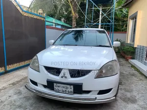 New Mitsubishi Lancer 2003 White