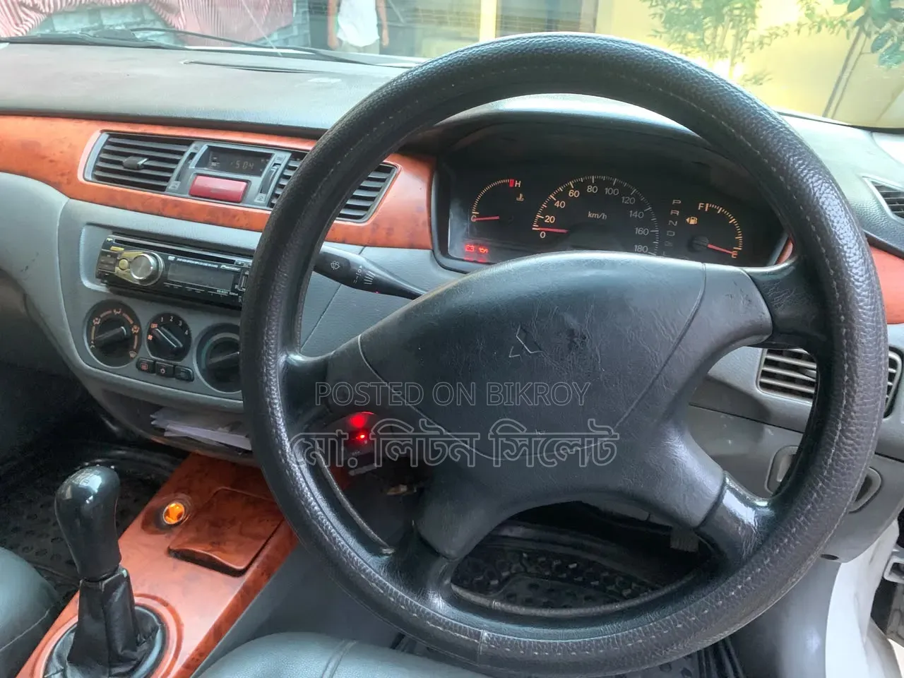 Mitsubishi Lancer 2003 White