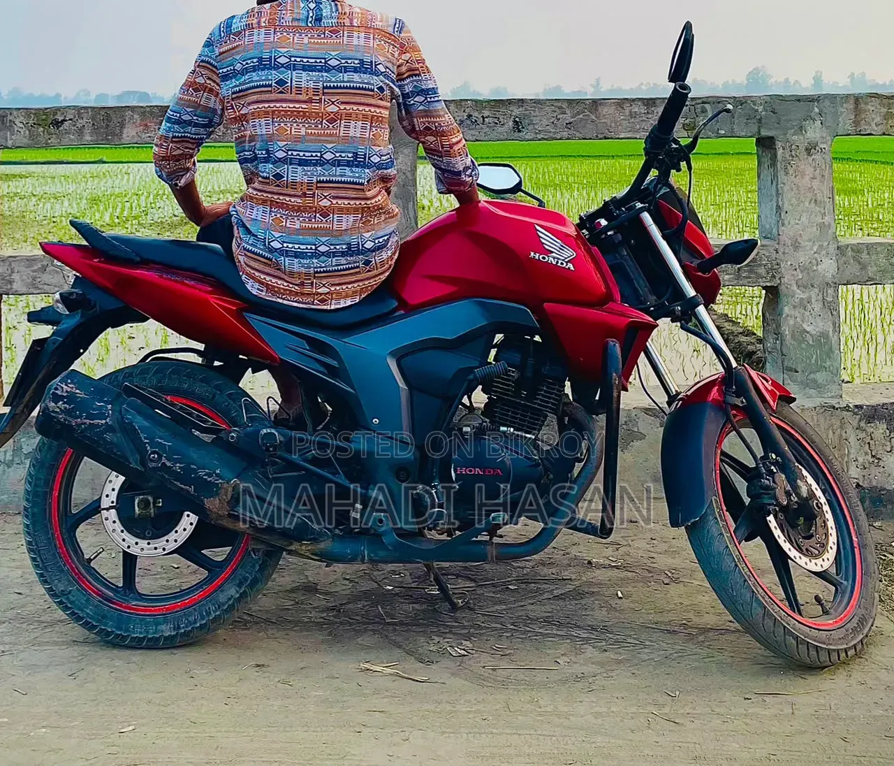 New Honda CB 2016 Red