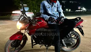 New Honda CB 2016 Red