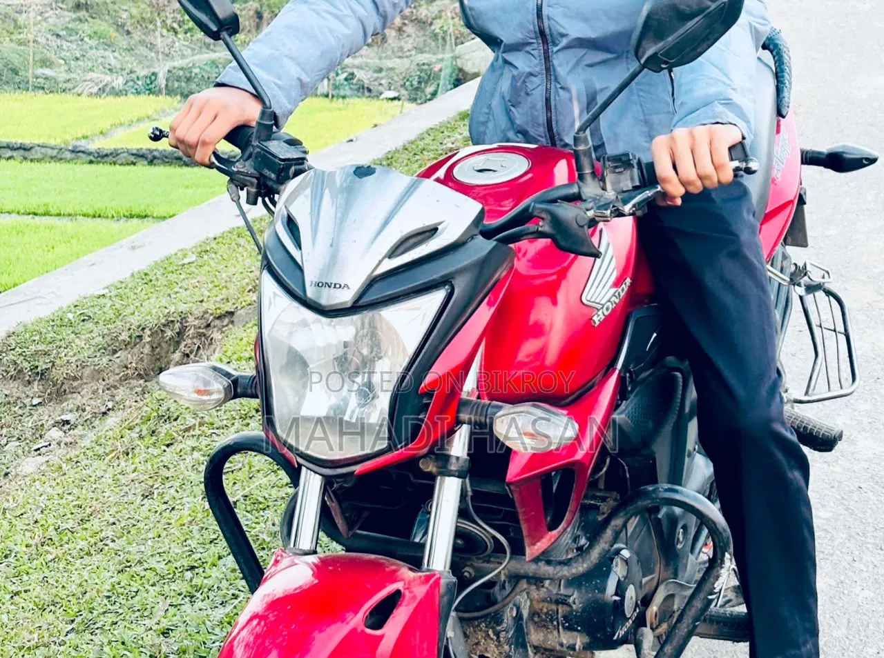 New Honda CB 2016 Red