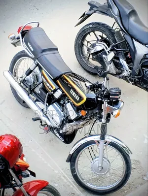 ইয়ামাহা ১৯৯৮ ব্ল্যাক