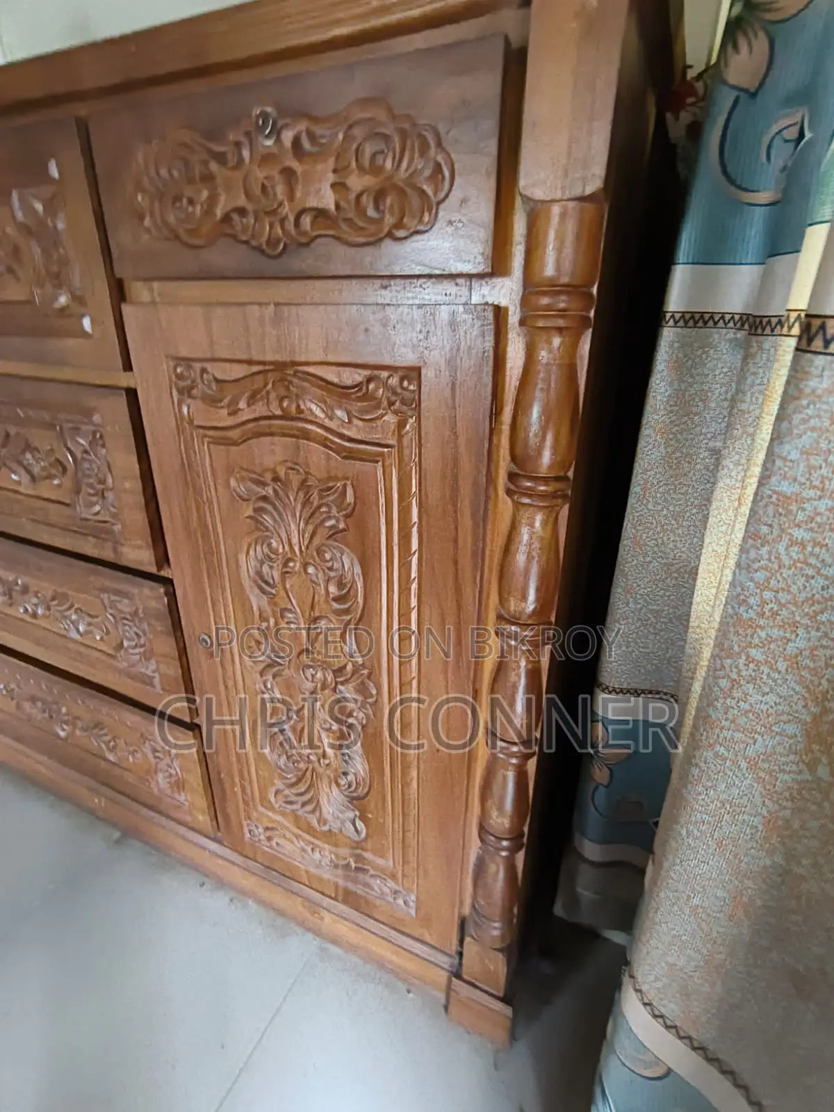 Wardrobe Sell