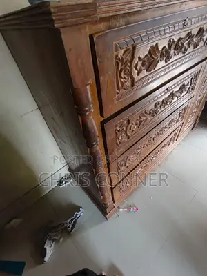Wardrobe Sell