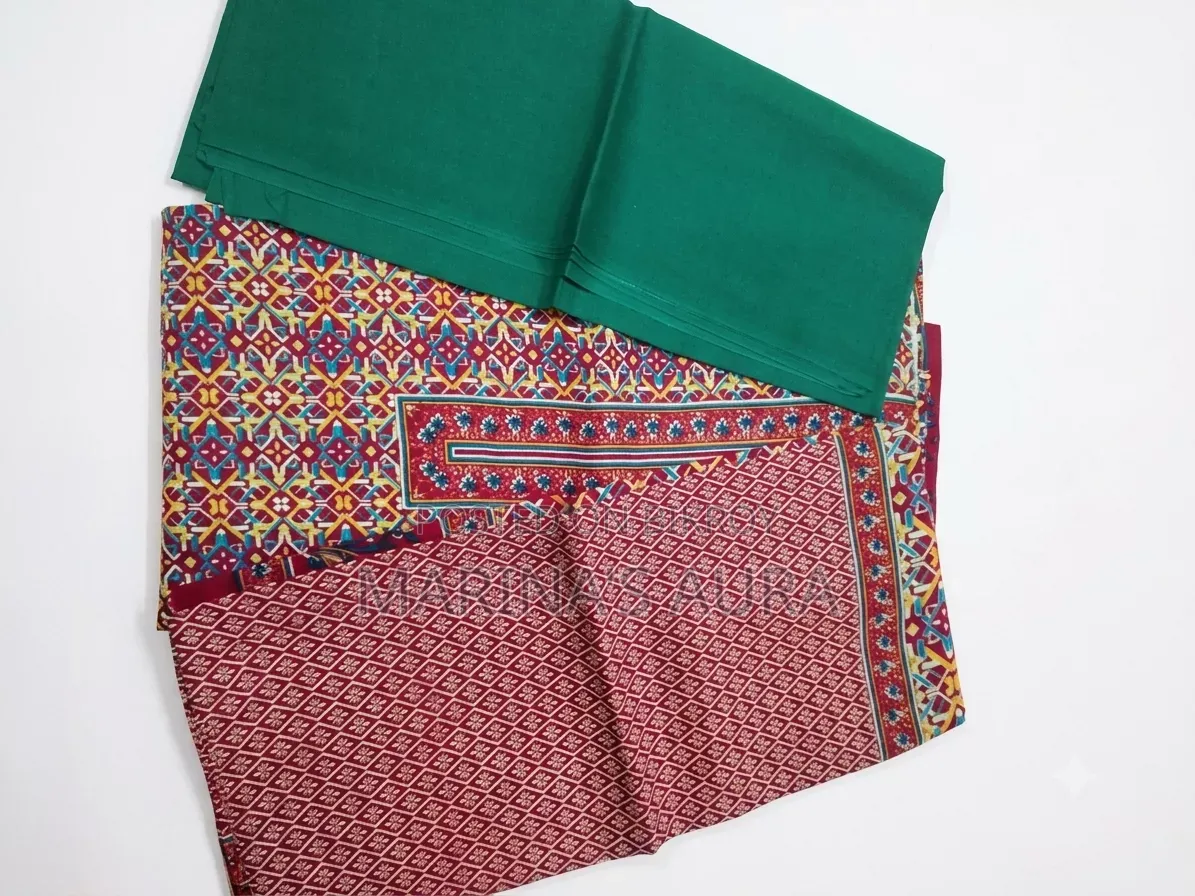 Pure cotton three-piece.