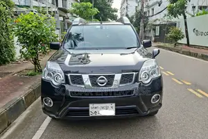 New Nissan X-Trail 2.0 Petrol XE 2012 Black