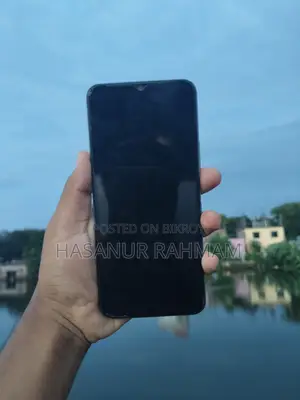 Vivo Y12 32 GB Blue