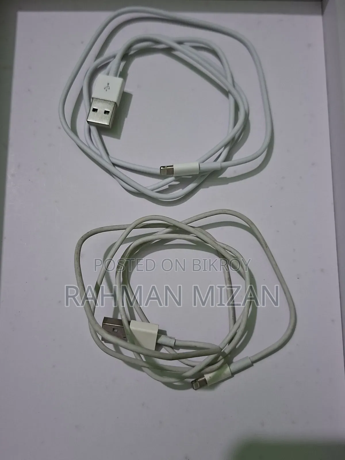 স্যামসাং এবং আইফোন চার্জিং ক্যাবল
