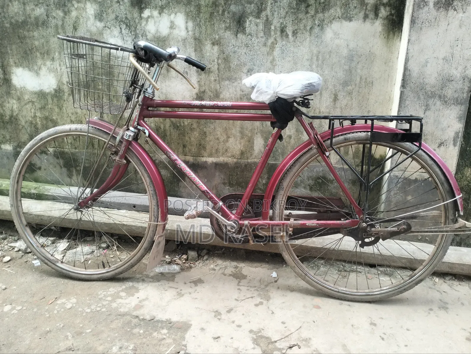 একটি ইন্ডিয়ান হিরো সাইকেল বিক্রী করা হবে।