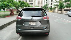 Nissan X-Trail 2016 Gray