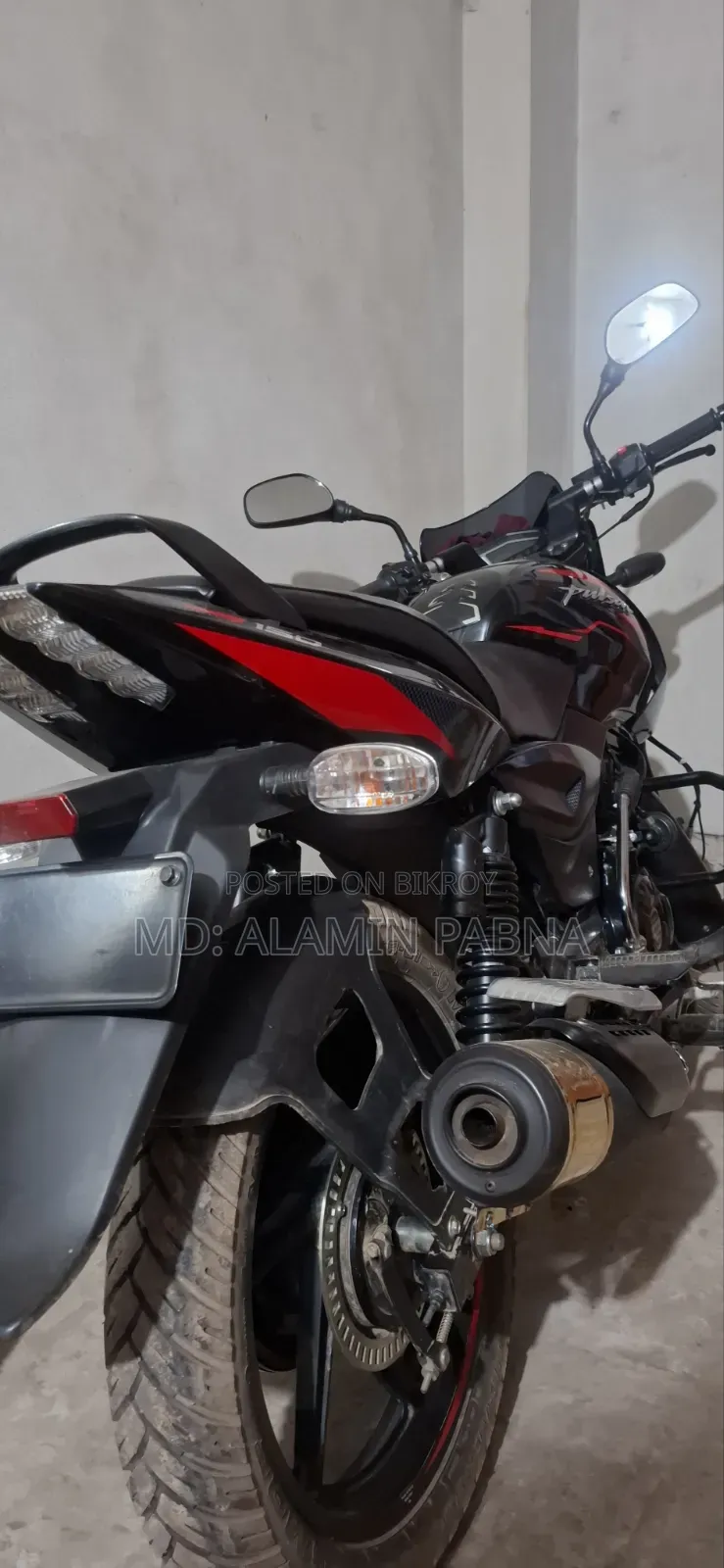 Bajaj Pulsar 150 2025 Black