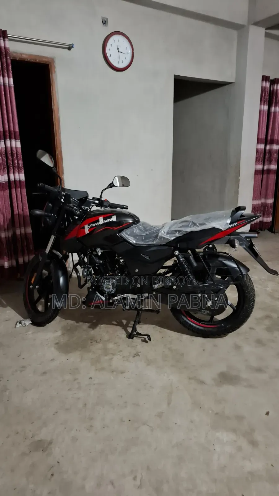 Bajaj Pulsar 150 2025 Black