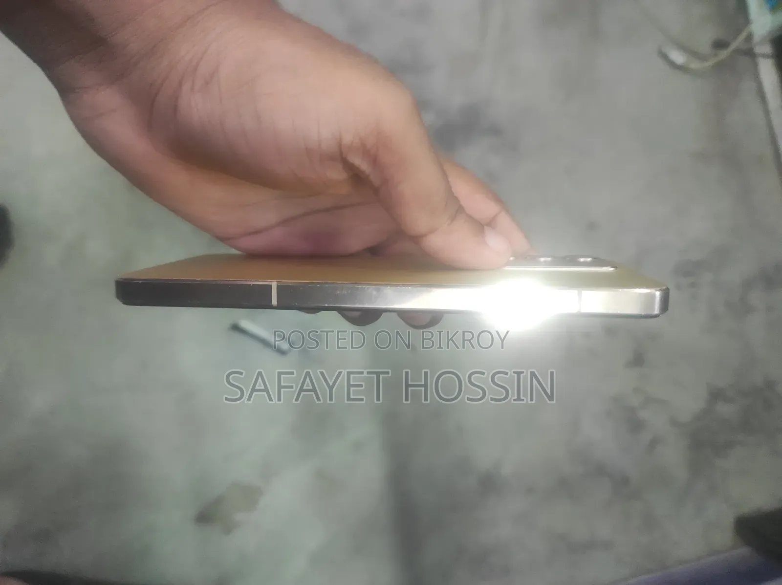 ভিভো ভি২৩ ১২৮ জিবি রোজ গোল্ড