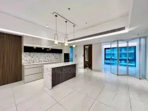 4 Bedroom Apartment in Semi Furnished for Rent