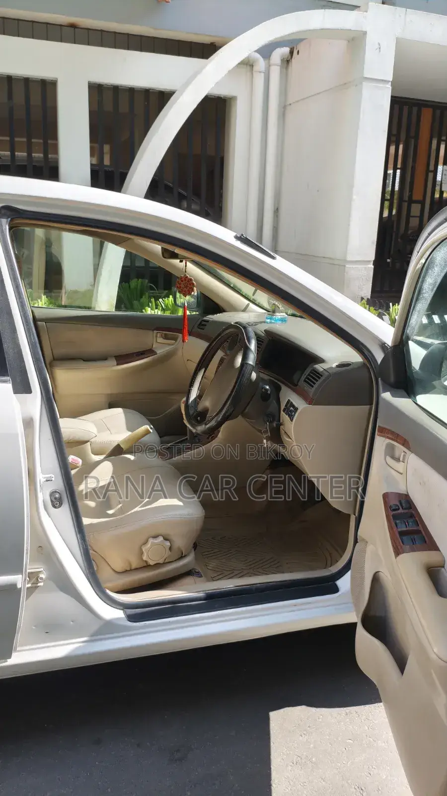 Toyota Corolla 2005 White