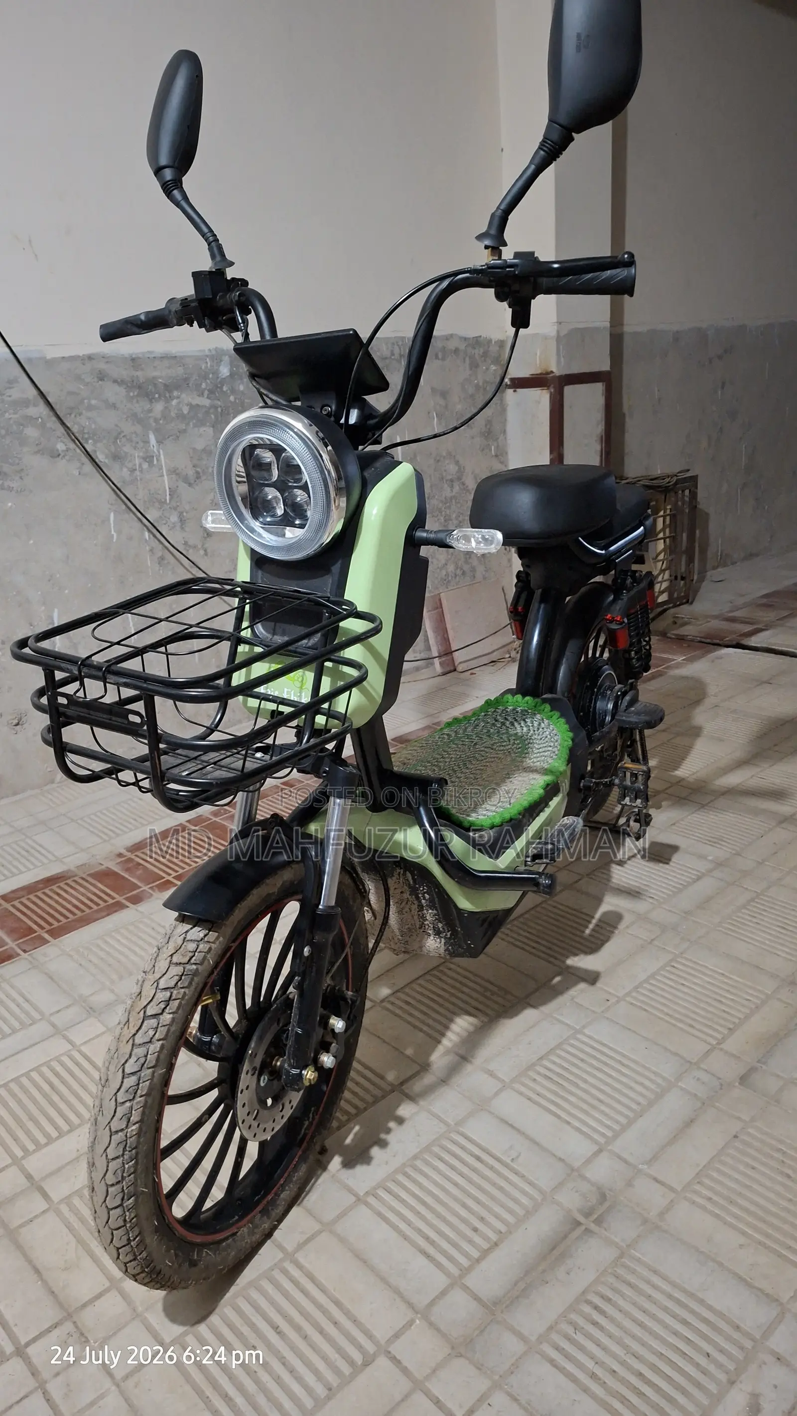 Motorcycle 2026 Green