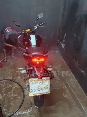টিভিএস আপাচি আরটিআর ১৬০ ৪ভি ২০২১ ব্ল্যাক